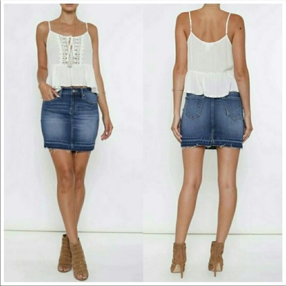 KANCAN Distressed Raw Hem Denim Mini Jean Skirt Size 29 - Picture 10 of 10
